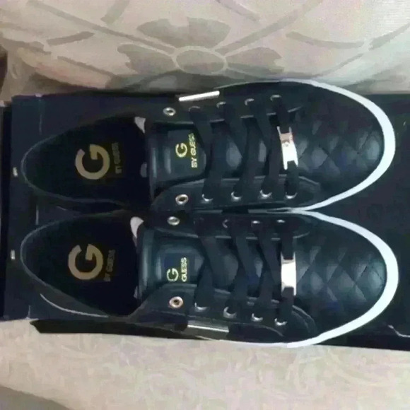 GUESS Women's Sneakers​ - Picture 13 of 15